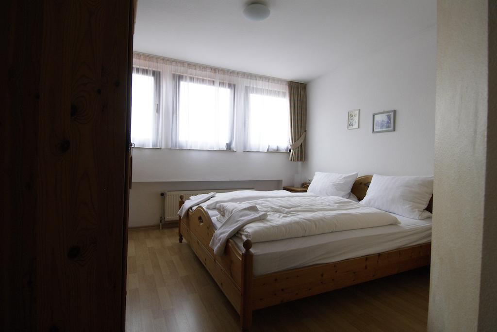 Hotel Regina Zirndorf Kamer foto