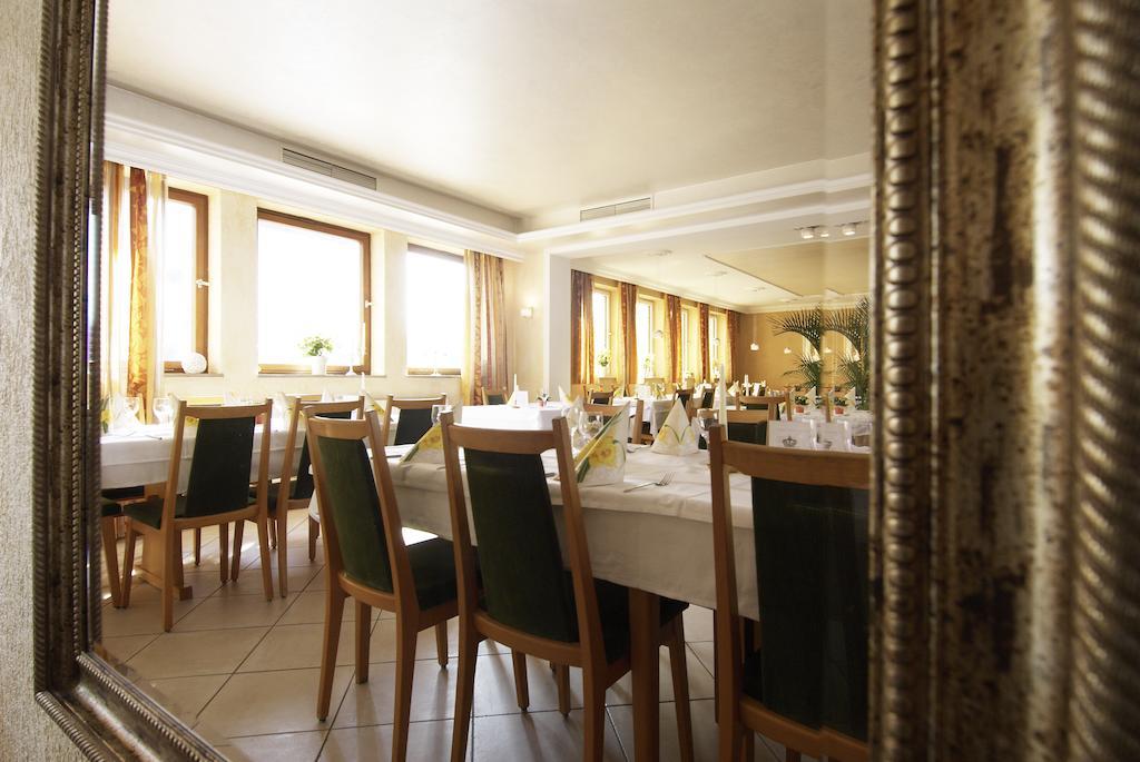 Hotel Regina Zirndorf Buitenkant foto