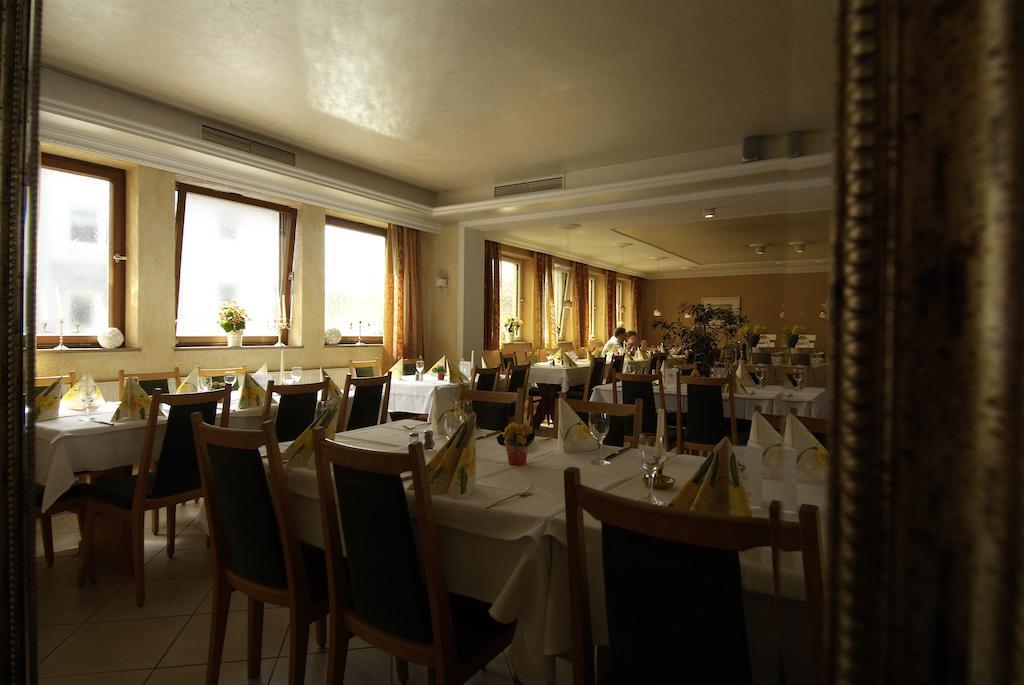 Hotel Regina Zirndorf Buitenkant foto