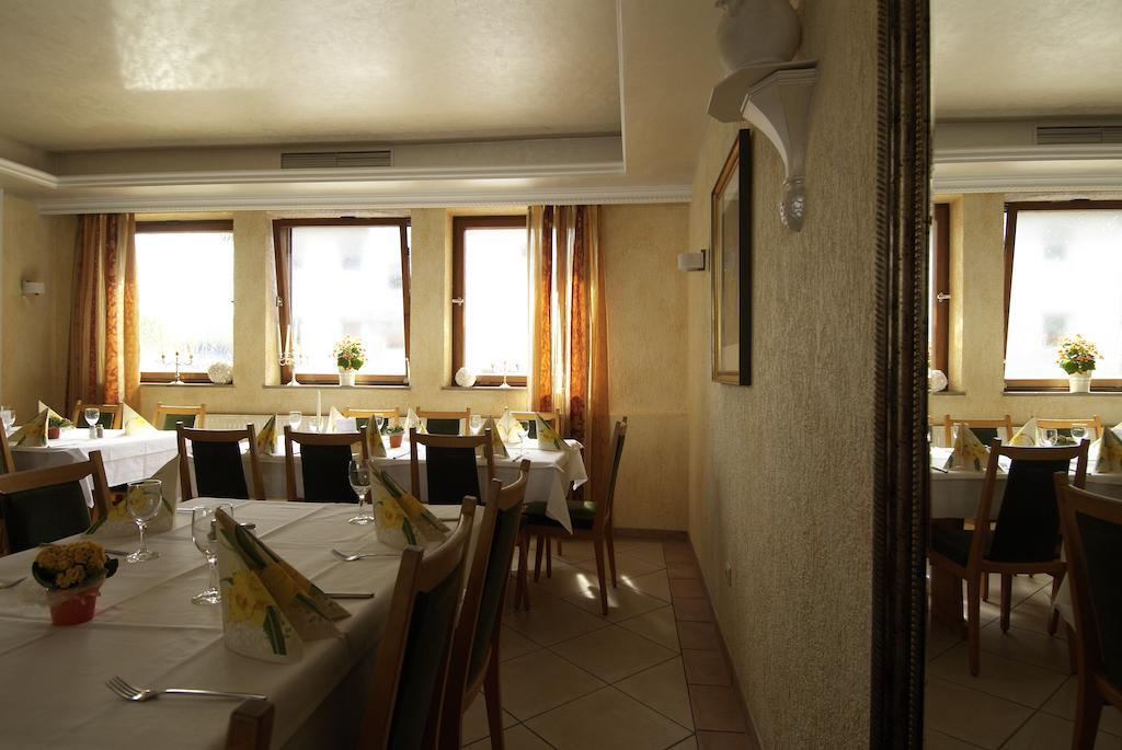 Hotel Regina Zirndorf Buitenkant foto
